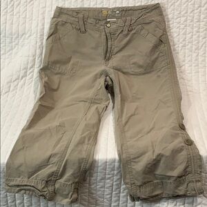 Mountain Hard Wear Capri Athletic Outdoor Pants